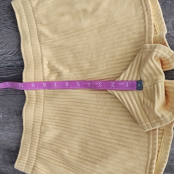REEF Marshmallow Beachy Rib Pull On Short Small - Picture 4 of 9